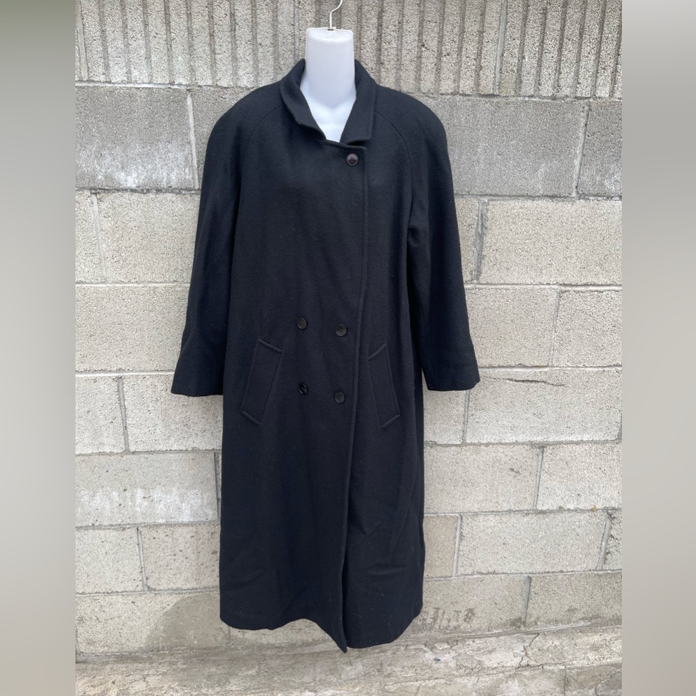 MDP Mario de Pinto women’s Coat black size 6 normal wear good conduction